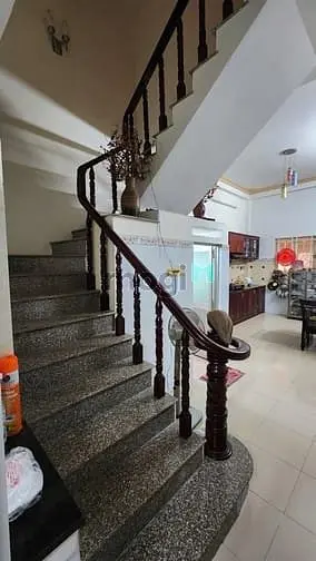 Nhà 3 Tầng Btct - Xây Kiên Cố - Vào Ở Liền - Lâm Văn Bền