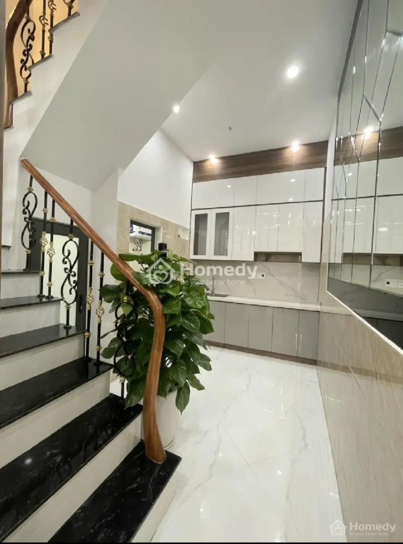 Bán Nhà Lê Thanh Nghị 42M/ Mặt Tiền 4,5M / Full Nội Thất Xịn/ 20M Ra Ô Tô/ Giá Tốt