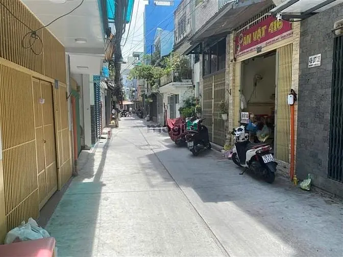 Chính Chủ Hxh 1 Trục 5M Nguyễn Đình Chiểu Q.3 4,5 X 17M 5 Tầng Sân Th