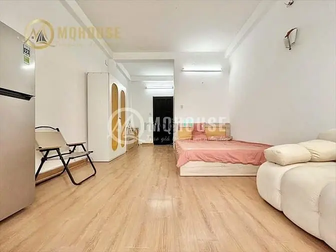 Chdv Full Nội Thất Sát Quận 1. Dg Nguyễn Công Hoan. Phòng B.công 6.6Tr