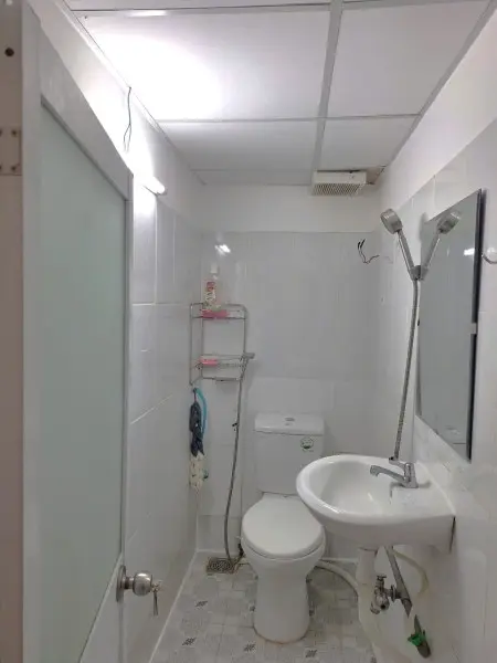 Phòng Trọ Sinh Viên 3Tr5, Wc Riêng, Nội Thất Máy Lạnh, Ngay Hàng Xanh Hcm.