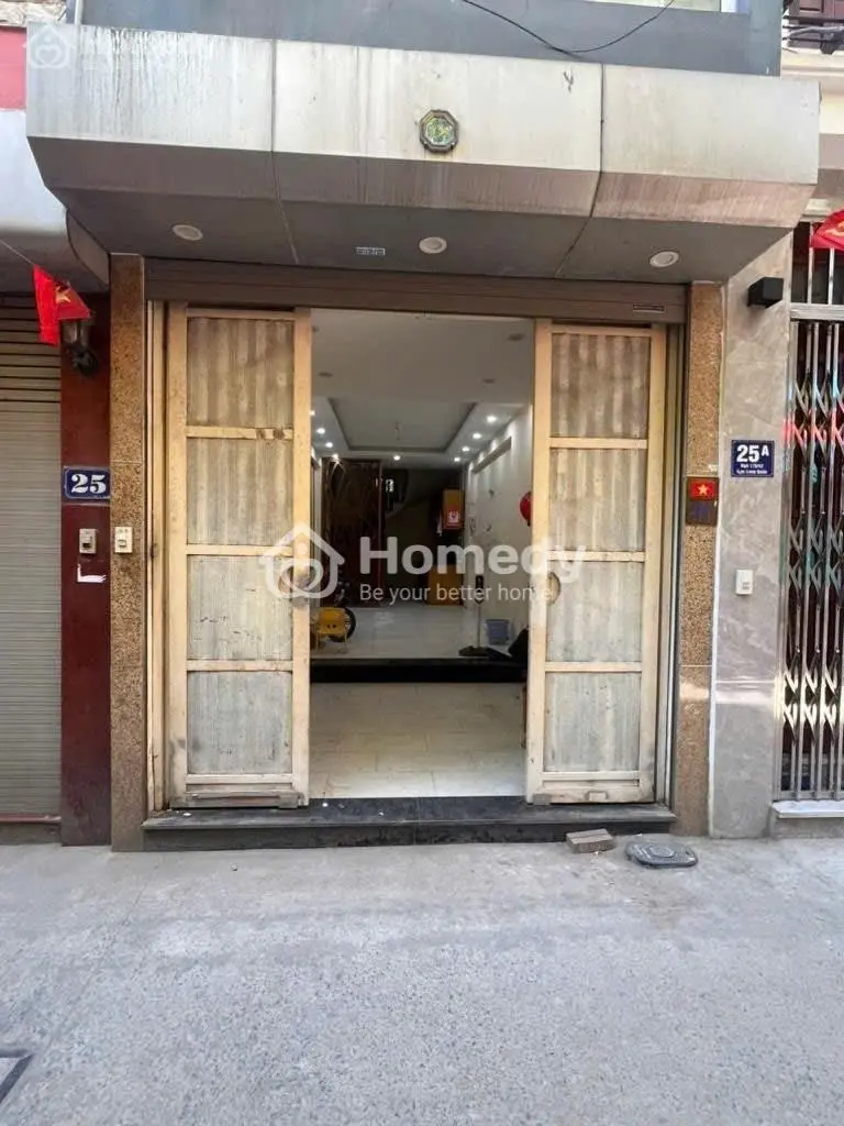 Bán Nhà 5 Tầng - Phố Lạc Long Quân Giá 9,89 Tỷ.