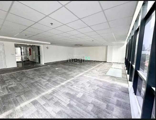 Góc 2 Mặt Tiền Nam Kỳ Khởi Nghĩa - Lê Thánh Tôn Q1