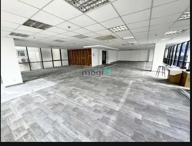 Góc 2 Mặt Tiền Nam Kỳ Khởi Nghĩa - Lê Thánh Tôn Q1