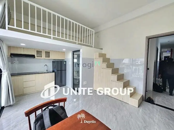 Căn Hộ Dịch Vụ Cao Cấp Full Nội Thất Ban Công Ngay Trần Hữu Trang