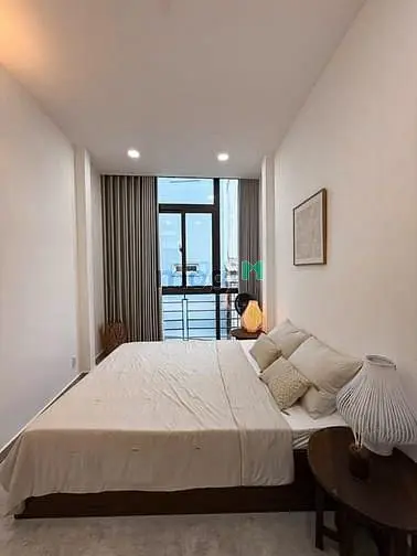 Nhà Đẹp Quận 10 - 32M - 4 Tầng - Gần Mặt Tiền - Nhỉnh 5 Tỷ