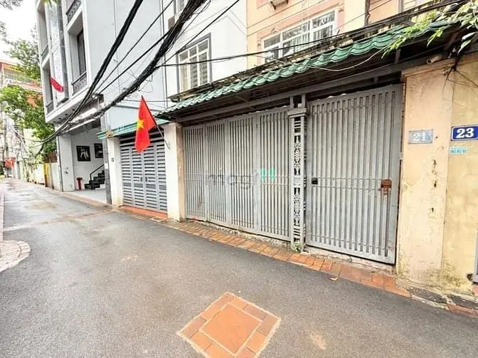 Hoàng Hoa Thám – Ba Đình – Ô Tô – 102 M – 5 T – Mt 5 M – Giá 20.3 Tỷ.