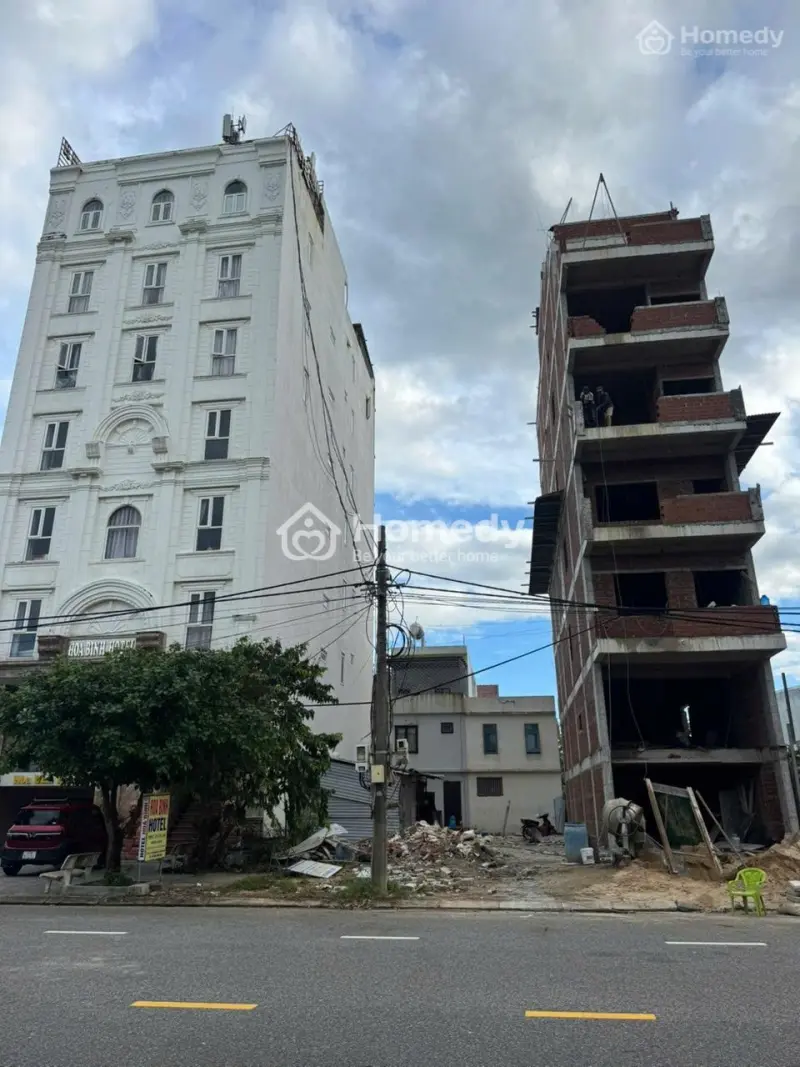 Đất 112.5M2 (5X22.5) Mt Trần Quốc Hoàn, Hướng Nam, Gần Biển. Giá 15 Tỷ.