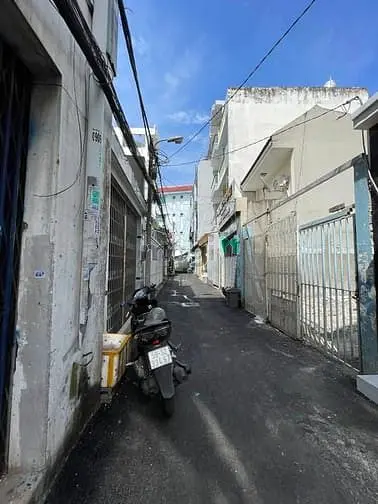 Nhà Hẽm Xe Hơi Khu Tên Lửa, 4.5 X 18, 4 Tấm, Nhà Mới, 8.5 Tỷ