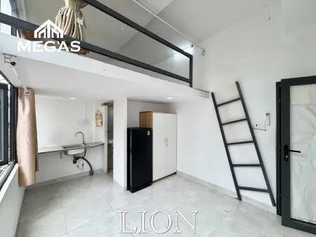 Cho Thuê Phòng Cửa Sổ Thoáng , 30M2 , Có Thang Máy , Đường Ba Tháng Hai - Gần Vạn Hạnh Mall Q10