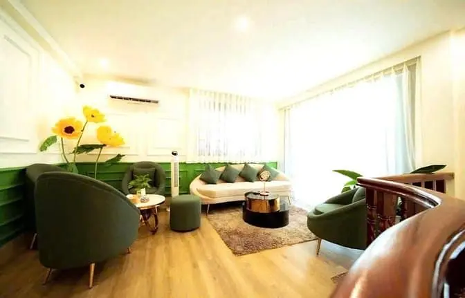 Cho Thuê Nhà Nguyên Căn - Mặt Tiền Sư Vạn Hạnh , P12, Q10