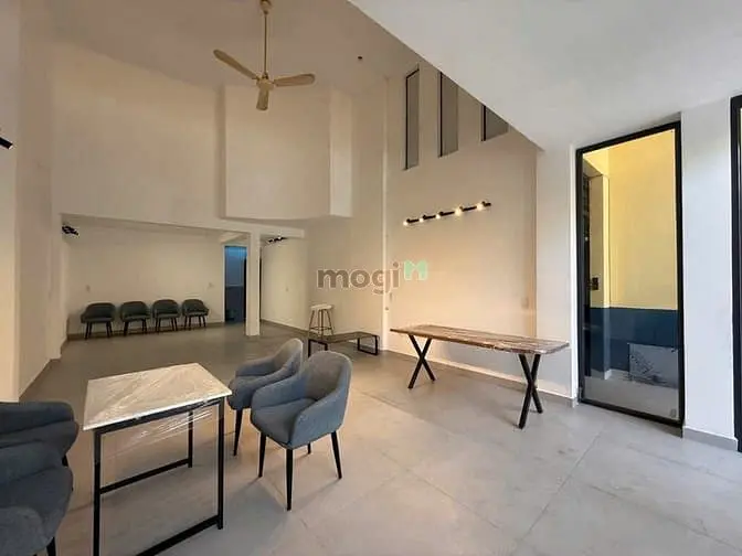 Cho Thuê Mb Kinh Doanh Mt Huỳnh Tịnh Của 4.6X15M + Sân 30M2. Giá 27Tr