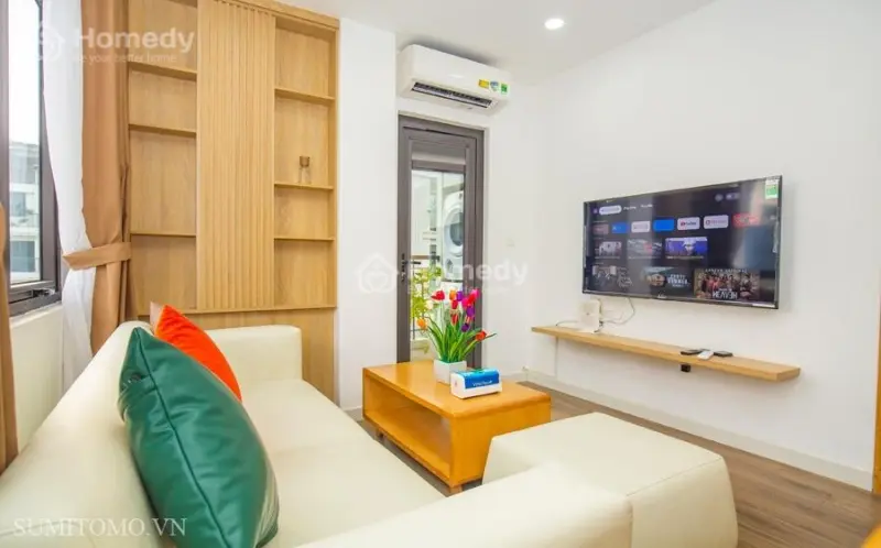 Tòa Nhà Sumitomo Cho Thuê Căn Hộ Dịch Vụ 2 Ngủ 85M2 Có Ban Công Rộng Tại Linh Lang, Gần Lotte.