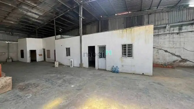 Cho Thuê Kho Xưởng Đường Xe Tải Lớn Apd 27 Q12