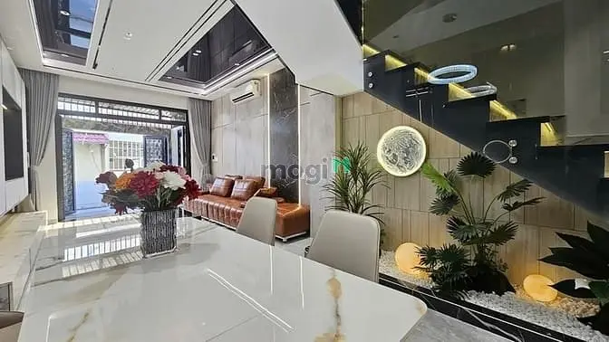 Nhà Xinh Lung Linh 2 Lầu St Full Nội Thất Hẻm 3M Phạm Hữu Lầu, Quận 7