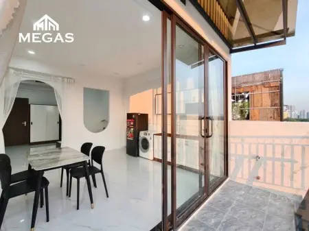 Cho Thuê Căn Hộ 1Pn Ban Công, Tách Bếp – Full Nội Thất Cao Cấp – View Sân Bay – Gần Etown & Ga T3