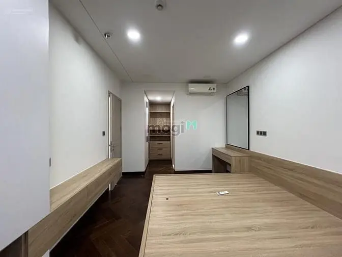 Cho Thuê 2 Phòng Ngủ Midtown Ntcb Như Hình, View Biệt Thự Góc Sông,