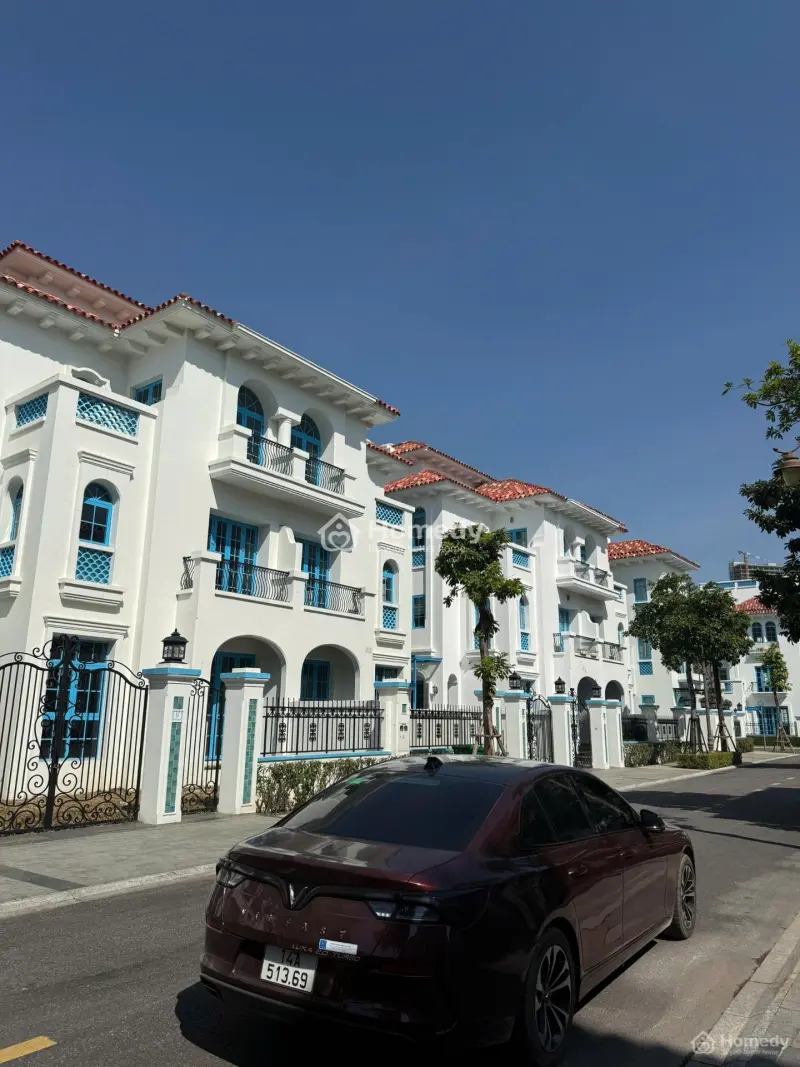 Biệt Thự Đẹp Nhất Giá Chỉ 18,X Tỷ, Hướng Biển, Cạnh Công Viên, Sổ Đỏ Lâu Dài