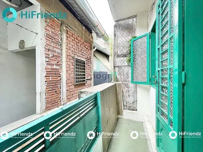 Cho Thuê Căn Ban Công Ở Bùi Viện Q1 Giao Với Trần Hưng Đạo, Đề Thám