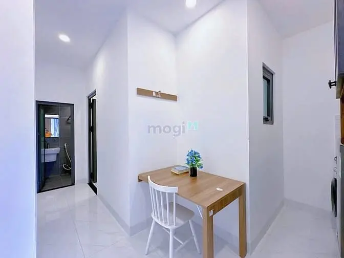 Căn Hộ 2Pn Ban Công Thoáng Mát, Gần Trường Đh Văn Lang, Đh Luật