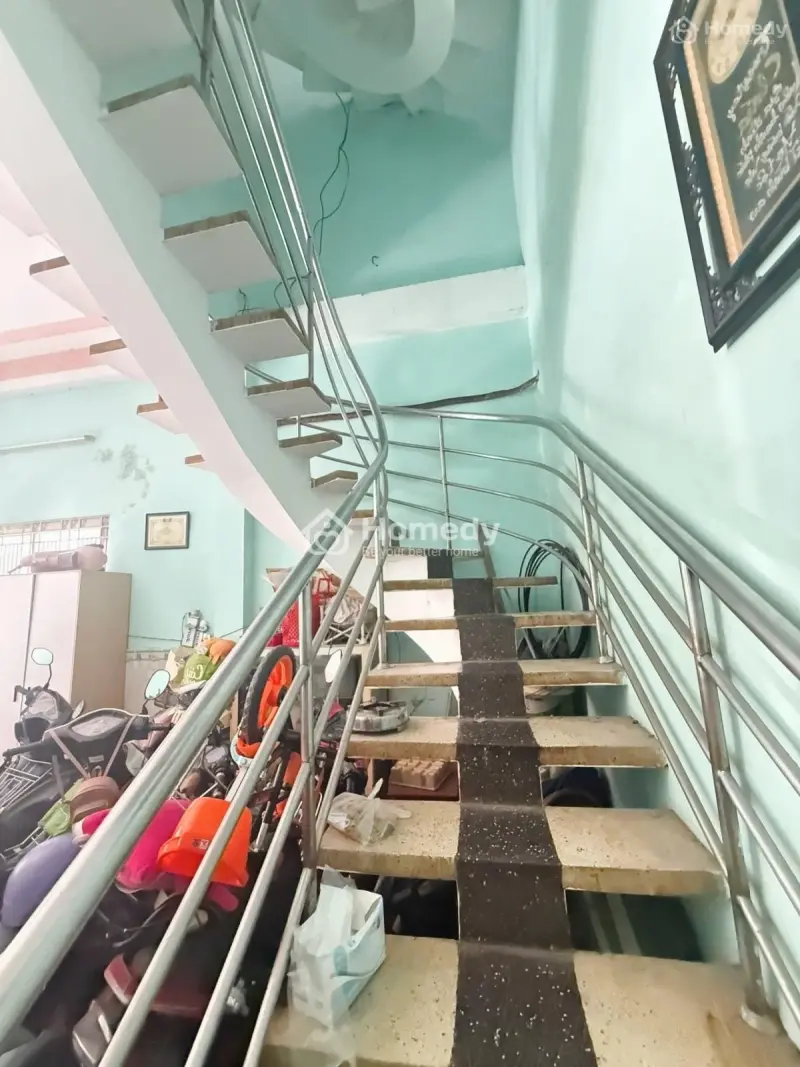 Đỉnh Cao Hxh Lạc Long Quân - Chạm Mặt Tiền 5 Bước - 61M2 Sổ Vuông A4 - Gía Chuẩn 6.6 Tỷ