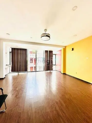 Cho Thuê Nhà Mặt Tiền Số 179B Nguyễn Trọng Tuyển, Phường 8, Phú Nhuận