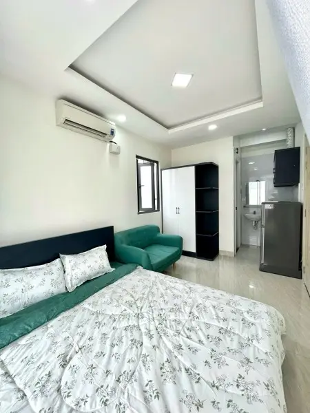 Phòng Cho Thuê Q10, Ban Công, Máy Giặt Riêng Full Nội Thất Gần Công Viên Lê Thị Riêng, Ở Cmt8