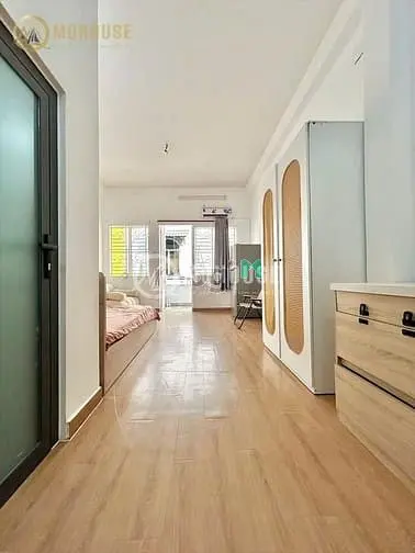 Chdv Full Nội Thất Sát Quận 1. Dg Nguyễn Công Hoan. Phòng B.công 6.6Tr