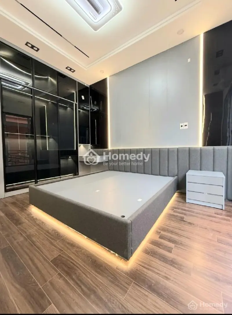 Võ Thị Sáu 45M / 4 Ngủ Master/ Full Nội Thất/ Mặt Tiền 4,5 M /30 M Ra Ô Tô