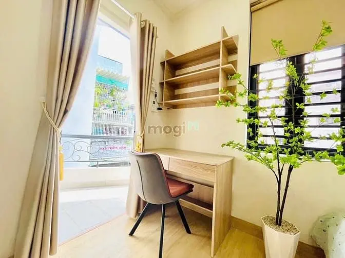 Căn Hộ 1 Phòng Ngủ Ban Công Lớn Thoáng Xinh Xinh Gần Cầu Bông