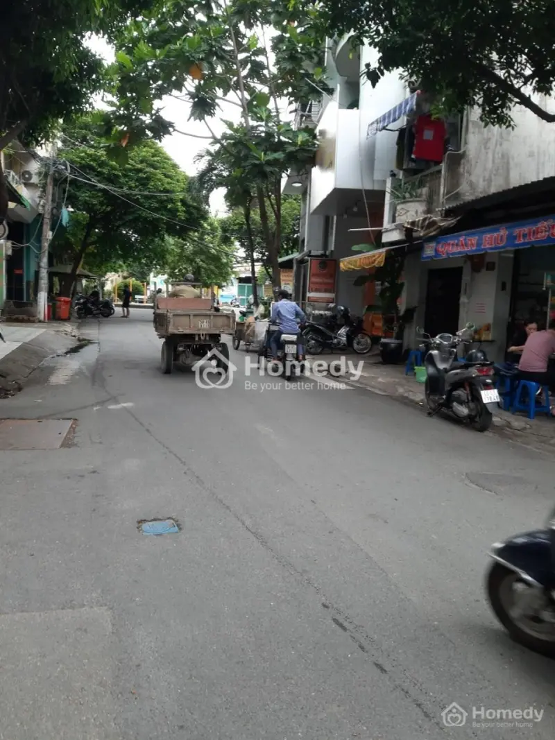 Nhà Mặt Tiền Đường Nội Bộ 8M – Khu Ga T3, Tân Sơn Nhất, Dt 6.4X20.5, Giá 21 Tỷ