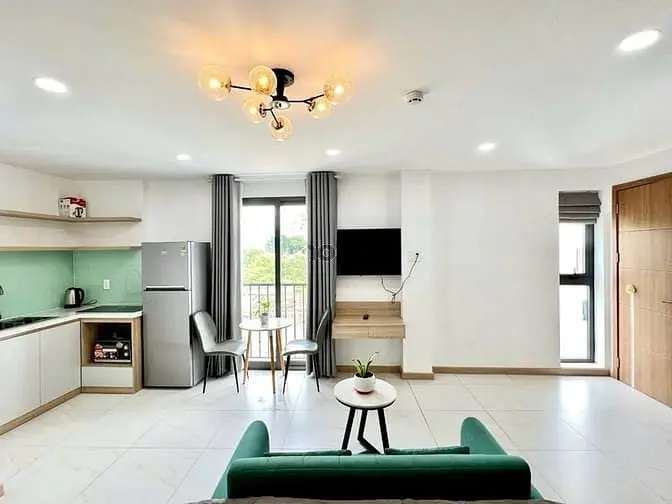 Căn Hộ Chung Cư Mini Studio Ban Công Thoáng Mát Gần Vòng Xoay Dân Chủ
