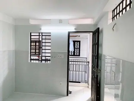 Phòng Có Gác Rộng Sạch Sẽ Ở Đầu Tháng 1