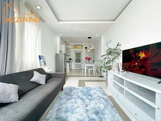 Căn Hộ 2Pn 1Wc Full Nội Thất Rộng 70M2 Cửa Sổ Lớn Gần Nhà Thờ Tân Định