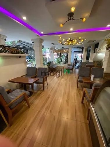 Chính Chủ Cần Cho Thuê Biệt Thự Sân Vườn Tai 149/12 , Đường Bành Văn T