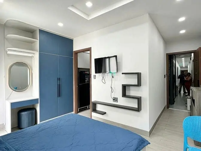 Cho Thuê Mặt Tiền 402 Huỳnh Văn Bánh, Pn