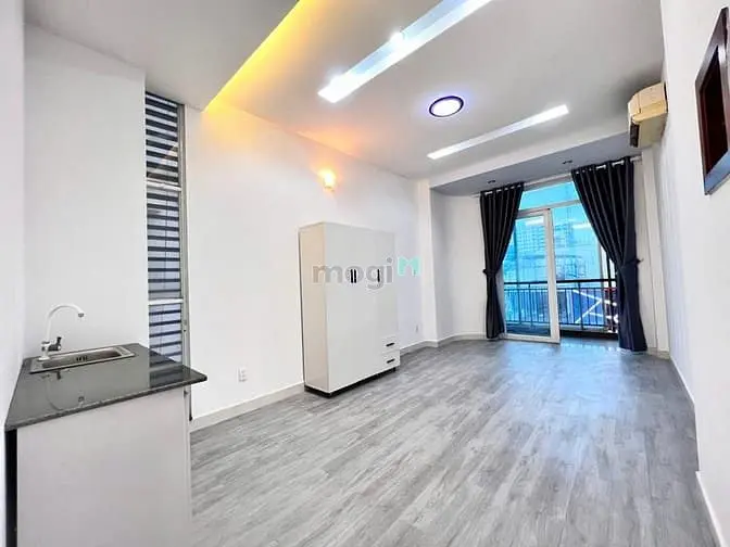 Studio Nội Thất Cơ Bản, Gần Đh Văn Hiến, Có Bancol Ngay Luỹ Bán Bích