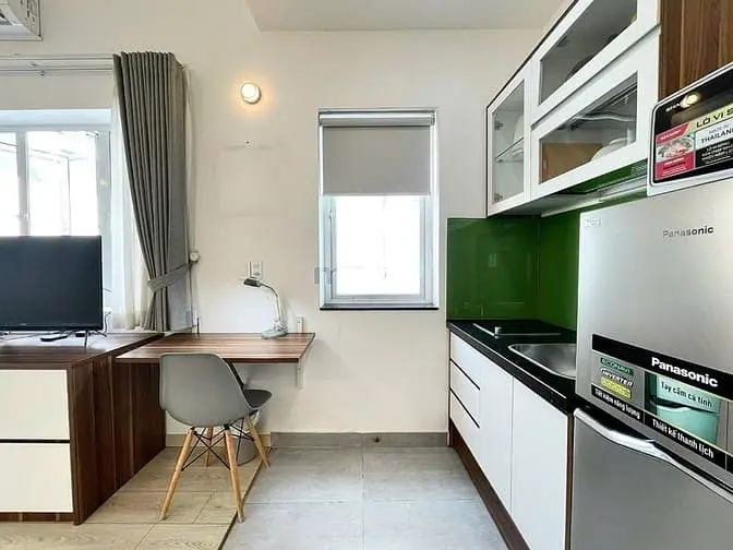 Căn Hộ Dịch Vụ Full Nội Thất Cửa Sổ Lớn Siêu Thoáng Mát Quận 1