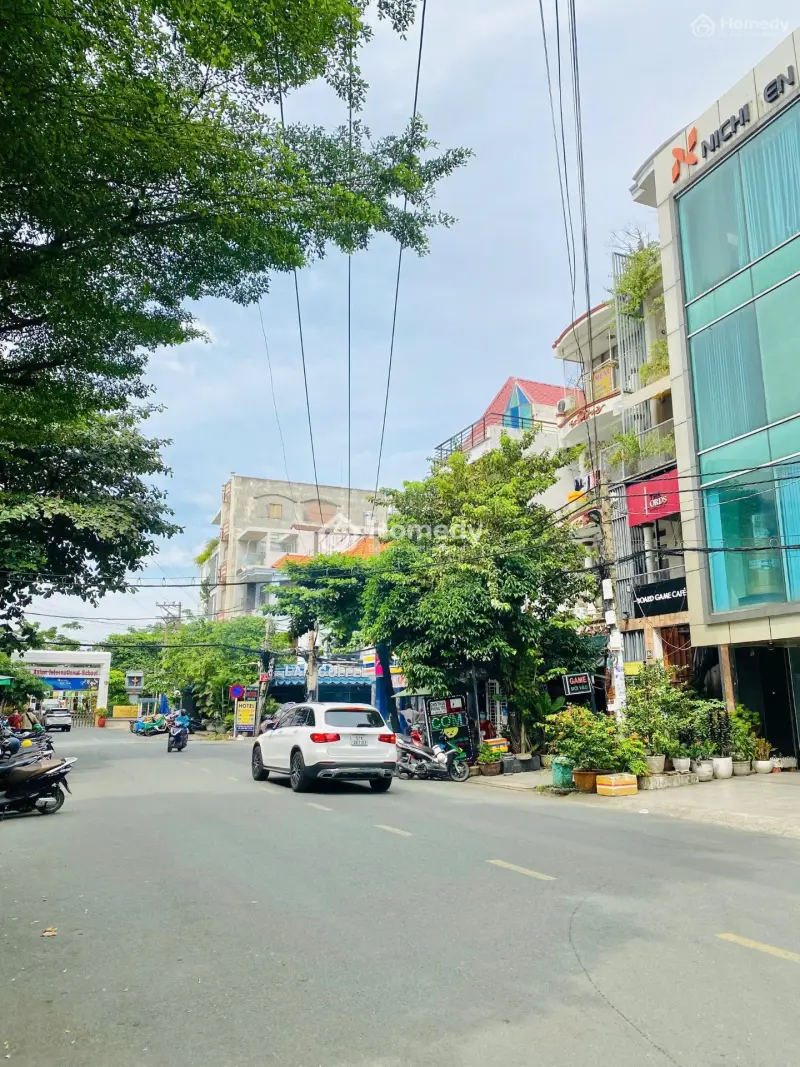 Căn Góc 2 Mặt Tiền – Khu D, Làng Đại Học, Bình Thạnh, Dt 8.4X20, 4 Tầng, Giá 58,8 Tỷ