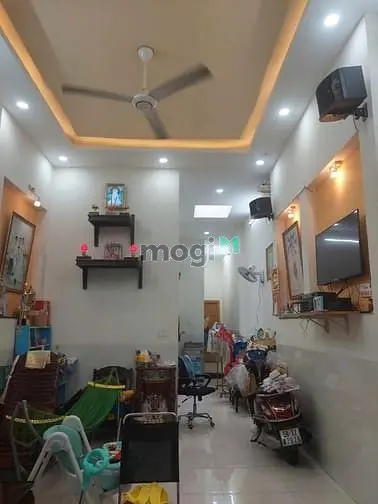 Nhà Cấp 4 - Hẻm Thông 8M - 4X20 - Khu Nhà Lầu Đồng Bộ - Lê Văn Khương