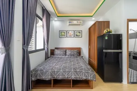 Cho Thuê Căn Hộ Studio 40M2 Full Nội Thức Ban Công Ung Văn Khiêm Gần Nguyễn Gia Trí