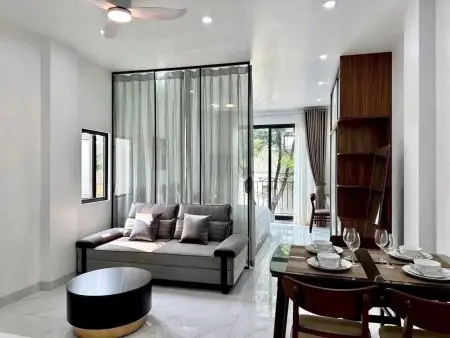 Cho Thuê Căn Hộ 1 Phòng Ngủ Full Nội Thất, Có Ban Công – Thang Máy, Trung Tâm Tân Bình