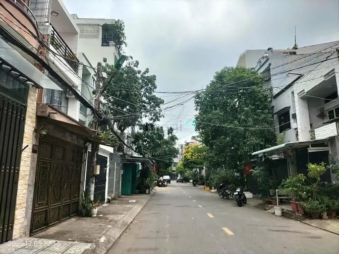 Gò Vấp, Lô Đất Đẹp Đường 10M Dương Quảng Hàm, P5 Dt 5X16M