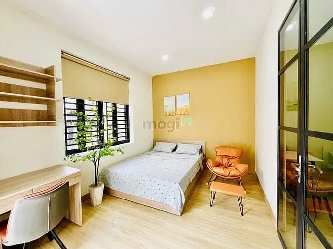 Căn Hộ 1 Phòng Ngủ Ban Công Lớn Thoáng Xinh Xinh Gần Cầu Bông