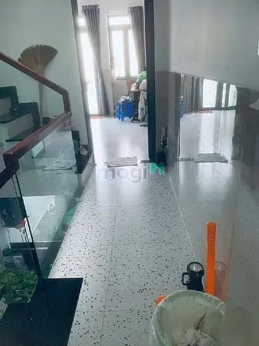 Hẻm 4M Nguyễn Hữu Tiến, Nhà Đẹp 40M2, 4 Tầng Btct, 4Pn, Chỉ 5.7 Tỷ