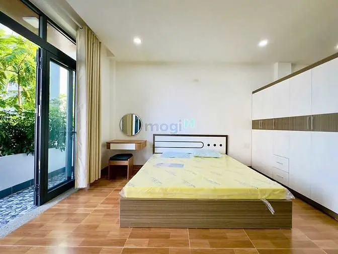 Studio Cửa Sổ Trời Full Nt Siêu Thoáng Ngay Mặt Tiền Phan Văn Trị