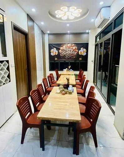 Mặt Phố - Đê La Thành – 72 M – 5 Tầng – Mt 4.2 M – Giá 17.5 Tỷ.