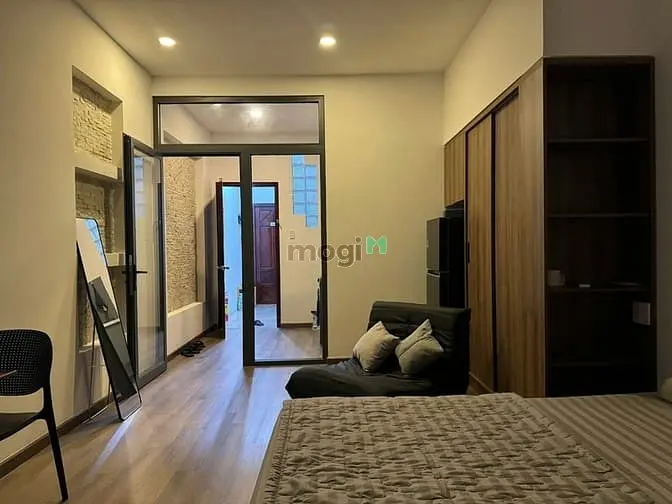 Căn Hộ Tách Bếp Ban Công View Sông Cực Chill Ngay Bờ Kè Hoàng Sa