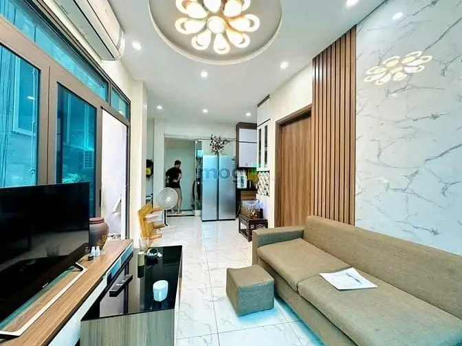 Mặt Phố - Đê La Thành – 72 M – 5 Tầng – Mt 4.2 M – Giá 17.5 Tỷ.