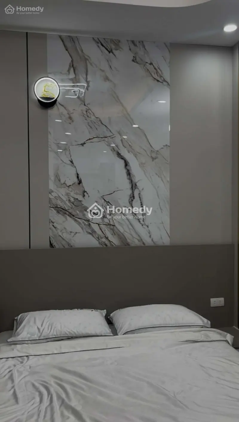 Bán Nhà Cách Hồ Xã Đàn Hơn 30M_40M2_6T Thang Máy_Ngõ Thông_Ô Tô Sát Nhà_Hơn 11 Tỷ